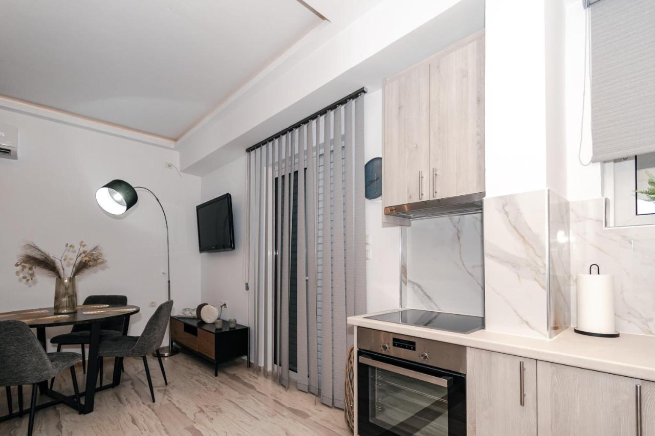 Chistina'S Brand New Apartment Kyparissia Exterior foto